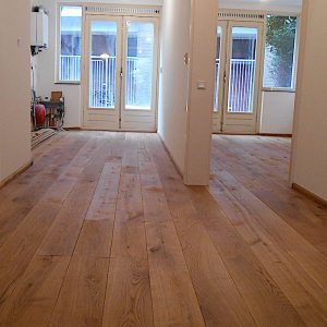 Oak flooring - wood flooring 22-23cm