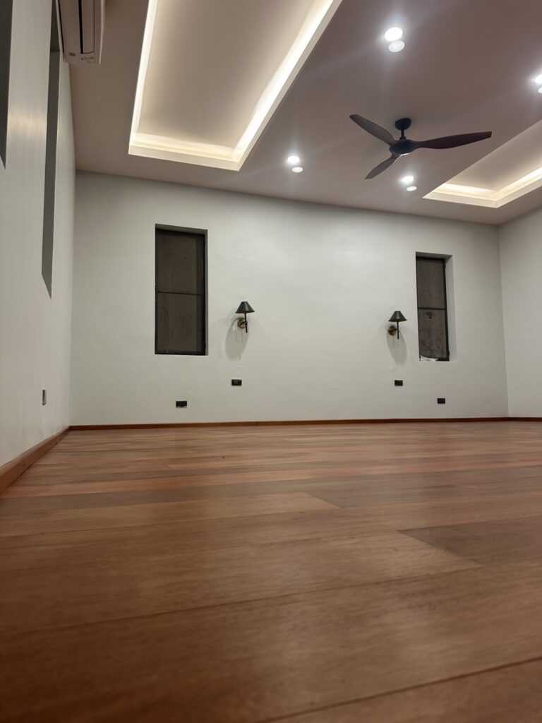 Tauari wood - cherry wood